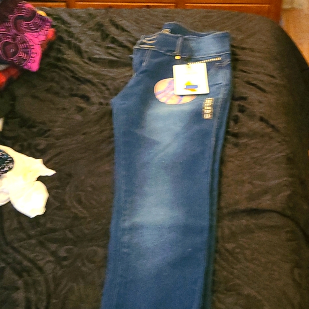 Tush Push blue wash, jeweled skinny jeans